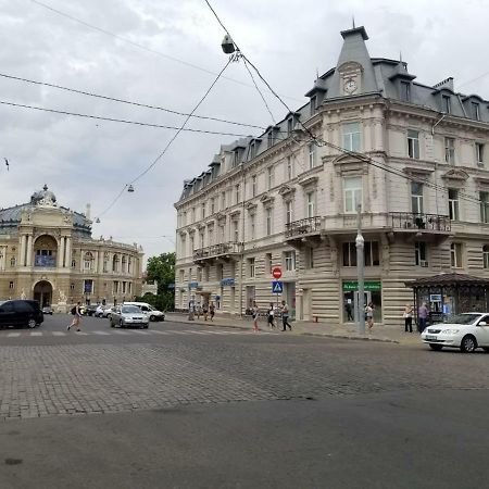 Apartmens Near Opera House Daire Odessa Dış mekan fotoğraf
