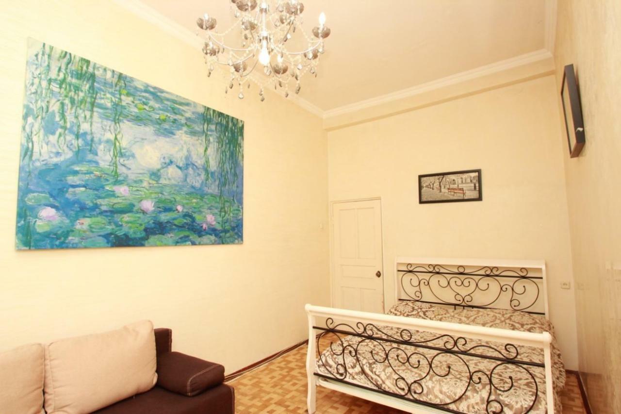 Apartmens Near Opera House Daire Odessa Oda fotoğraf