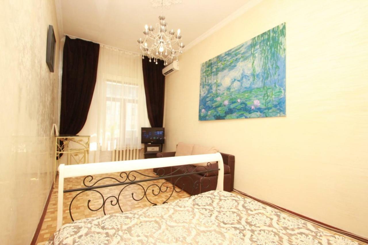 Apartmens Near Opera House Daire Odessa Oda fotoğraf